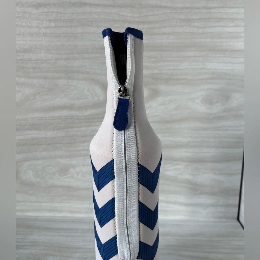 Grey Goose Vodka Insulated Bottle Cover Zip Up Neoprene Koozie Sleeve 750ml